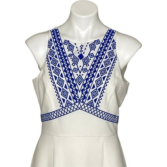 Cremieux NWT Sleeveless Sheath Dress, White Blue Embroidered Women's Size 6 - Picture 2 of 10